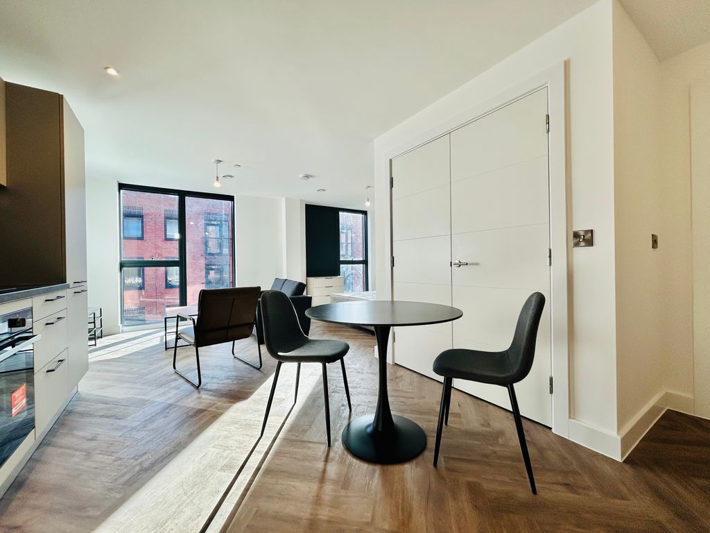 Property photo 1 of 5 Dining Room