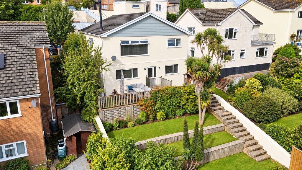 Property photo 1 of 19 1 - Picture No. 17