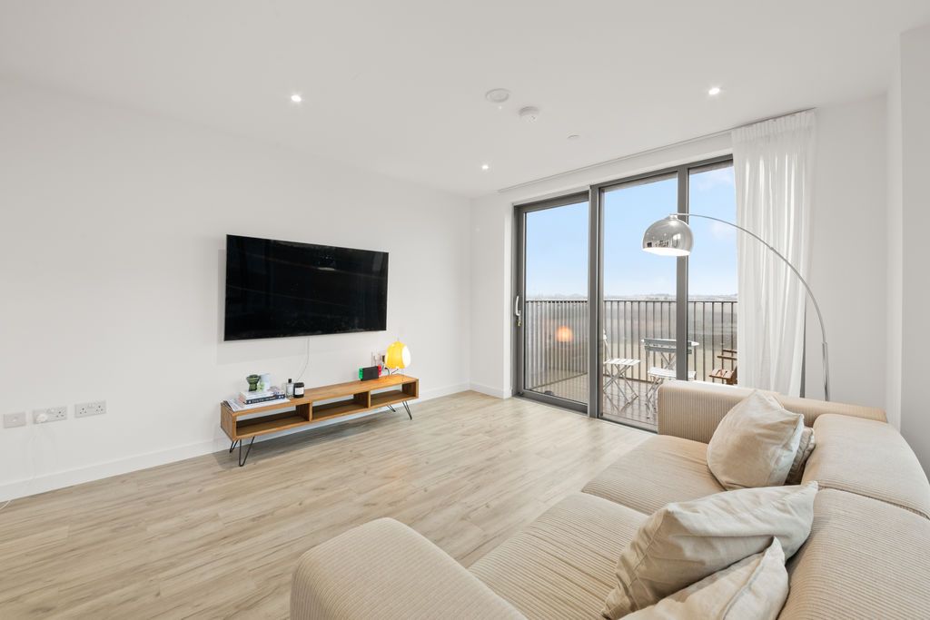 Additional image 16 of 3 bed flat for saleOldfield Lane North, Greenford UB6
