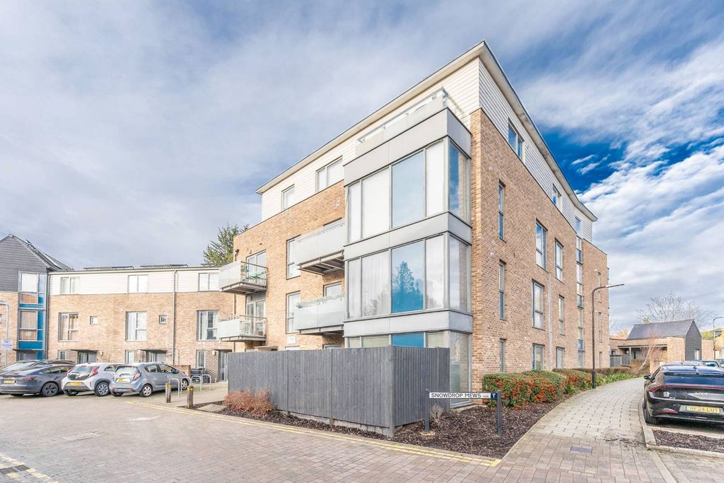 Property photo 1 of 9