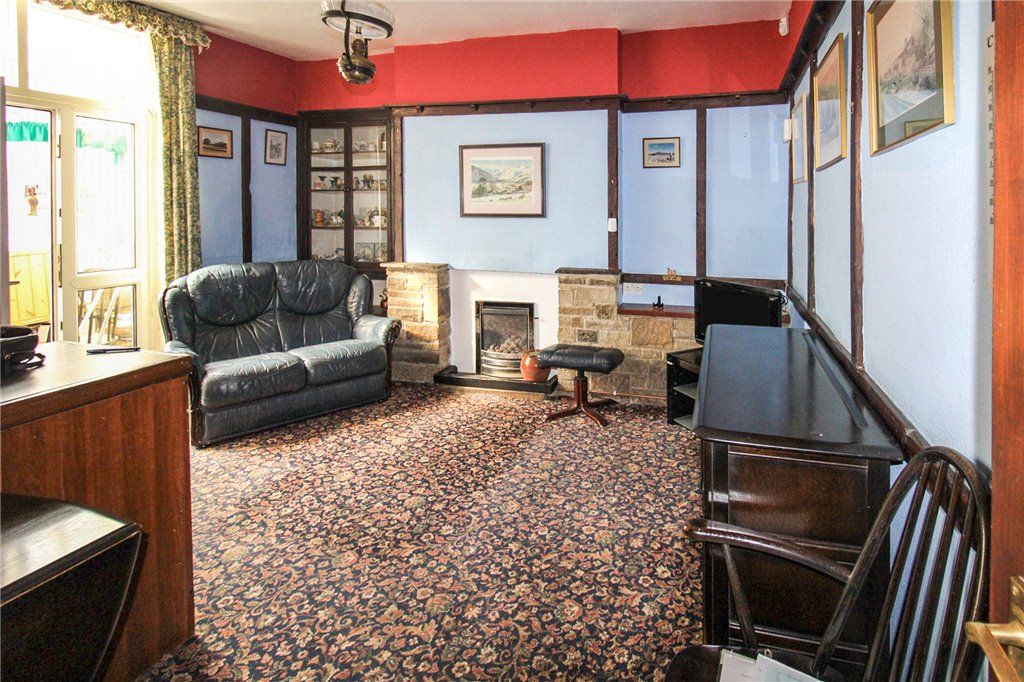 Property photo 3 of 13 Dining Room