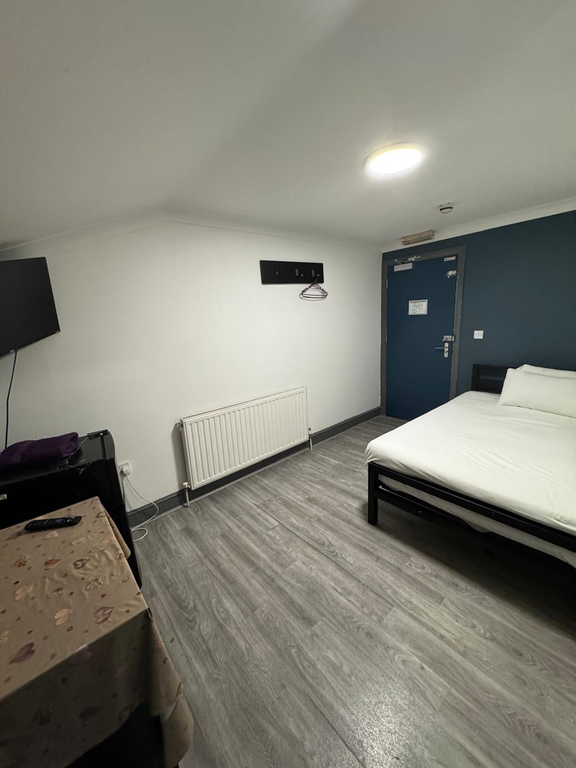 Property photo 1 of 3