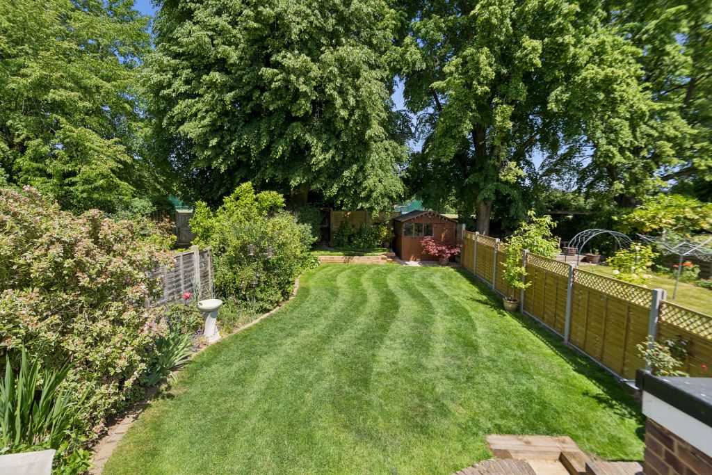 Property photo 3 of 13