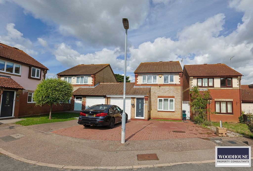 Property photo 1 of 30