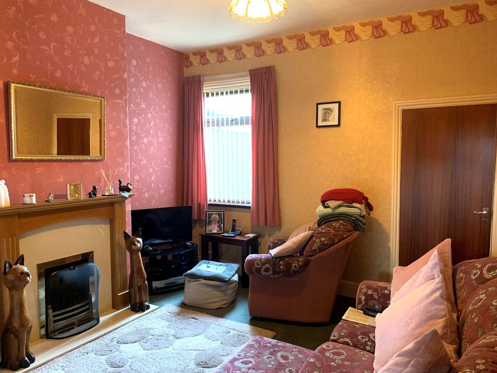 Property photo 2 of 11 d5