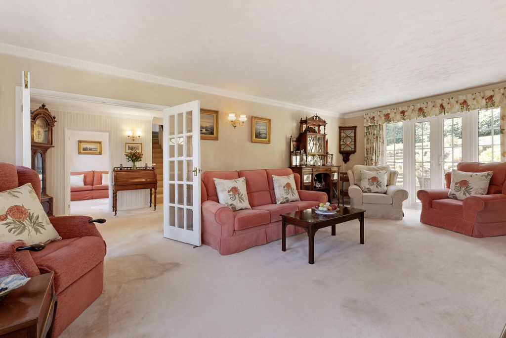 Property photo 3 of 30
