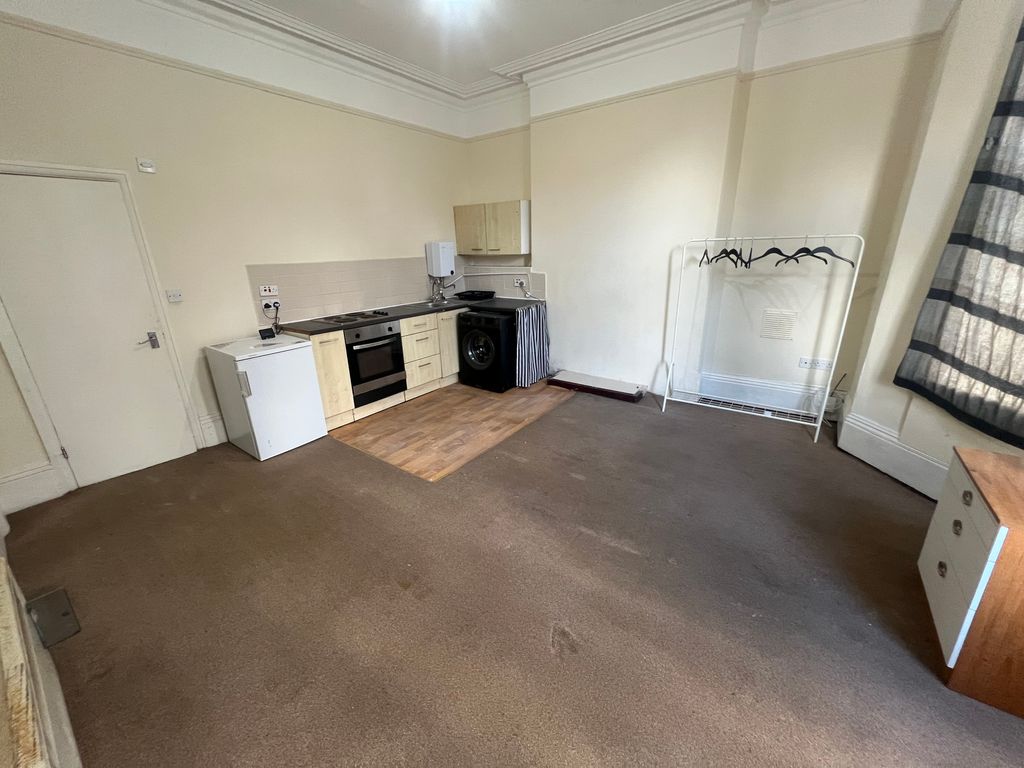 Property photo 2 of 6 Image