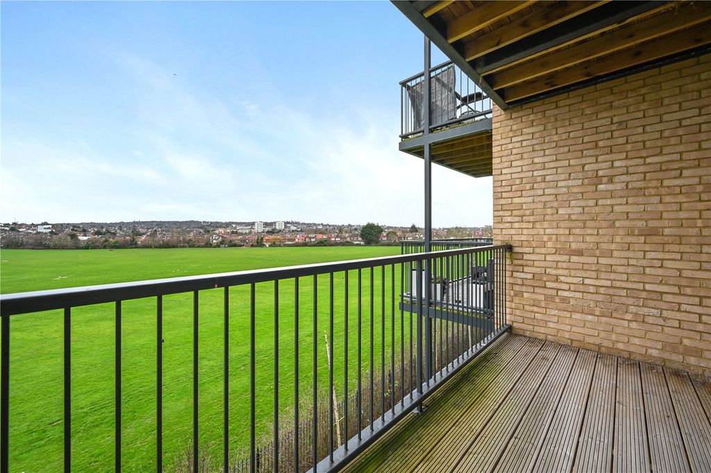 Property photo 3 of 12 Picture No. 13