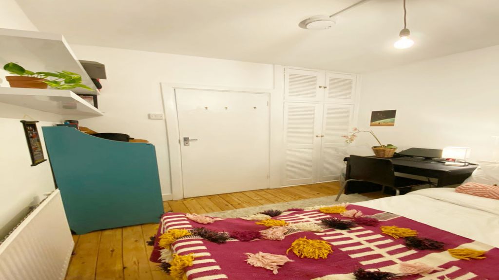 Property photo 2 of 13 Gallery