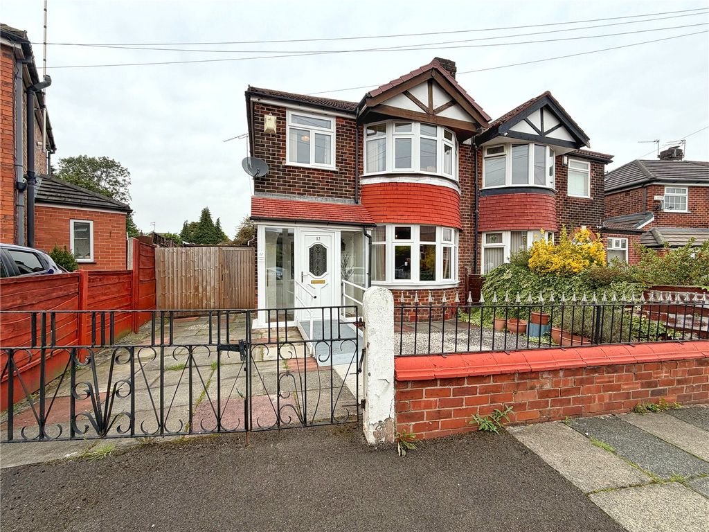 Property photo 1 of 22 Picture No. 12