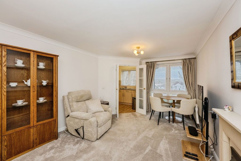 Property photo 2 of 17 Pbox-Img.Jpg