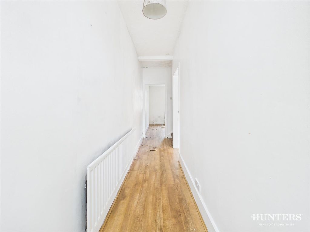 Property photo 2 of 17 Cam03792G0-Pr0264-Still001.Jpg