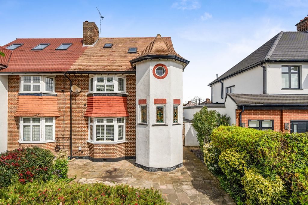 Property photo 1 of 67 1446274-3-69De224...