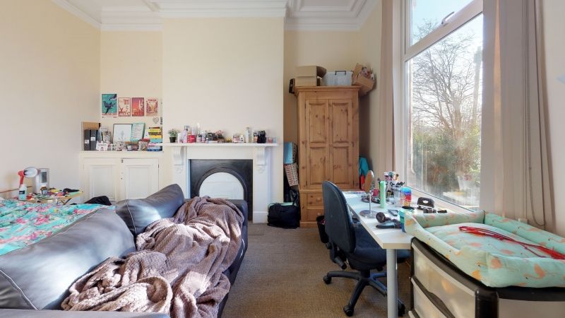 Property photo 3 of 8