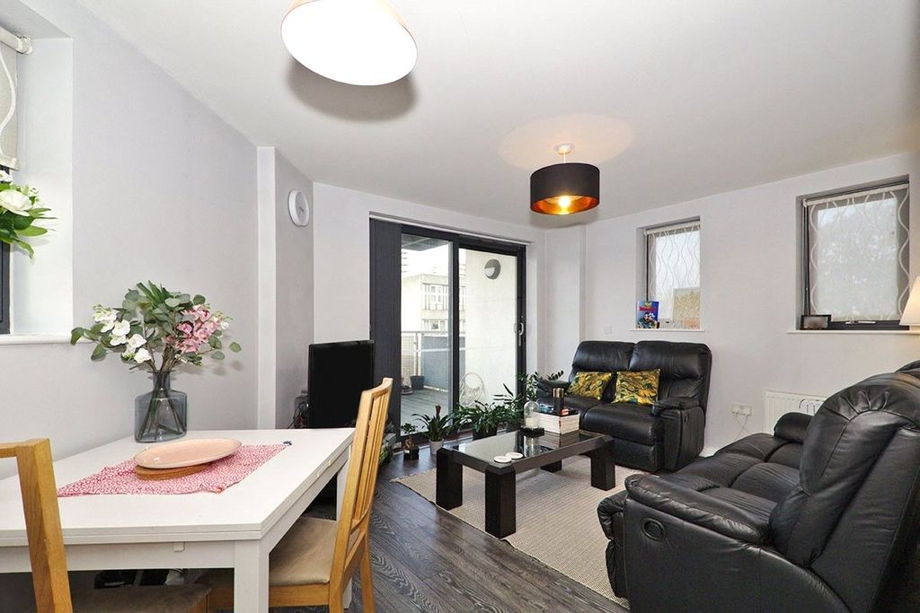 Property photo 1 of 12 Picture No. 03
