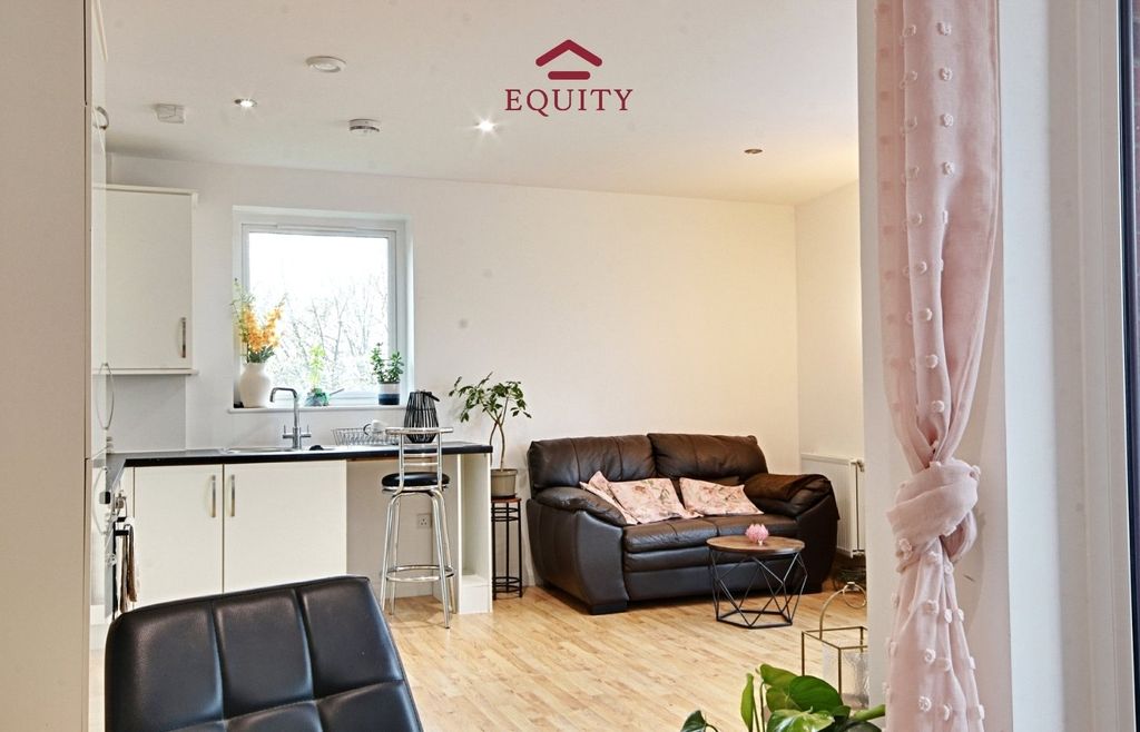 Property photo 3 of 15 Picture No. 05