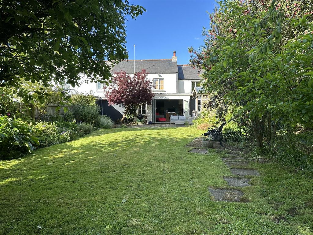 Property photo 1 of 21 Rear Elevation & Garden