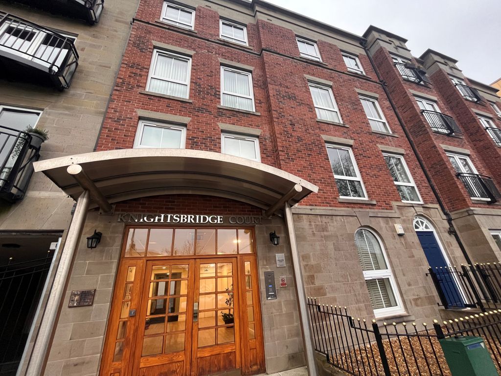 Property photo 1 of 5