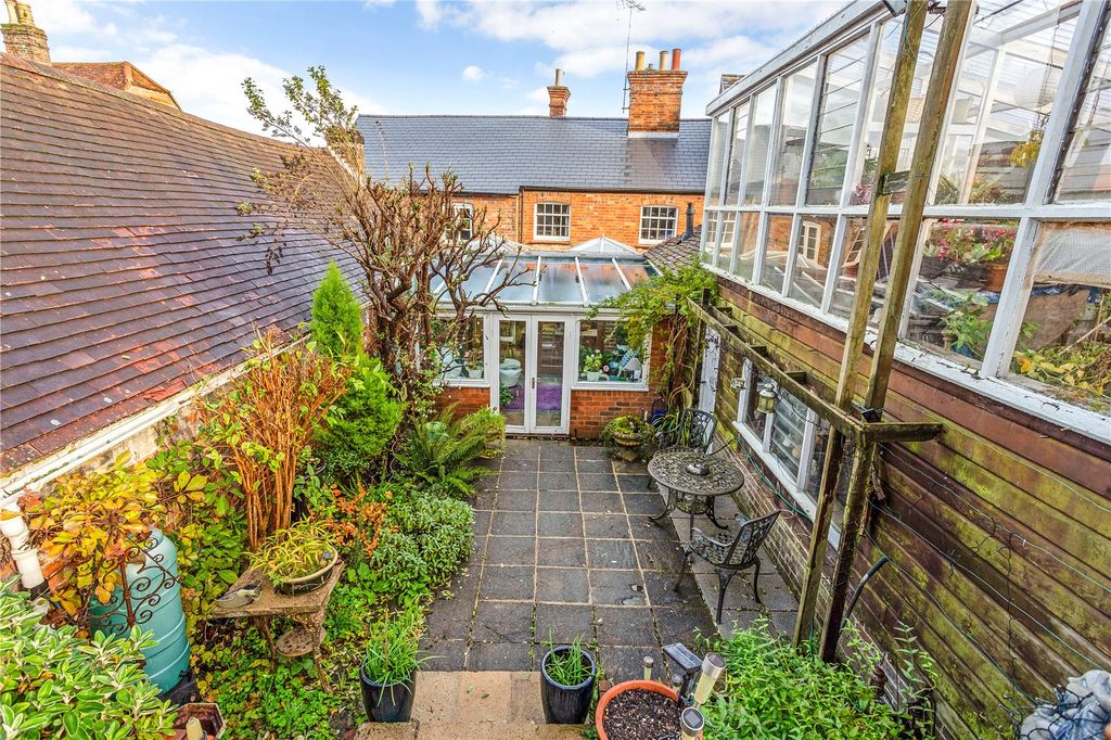 Additional image 17 of 4 bed semi-detached house for saleHigh Street, Hungerford, Berkshire RG17