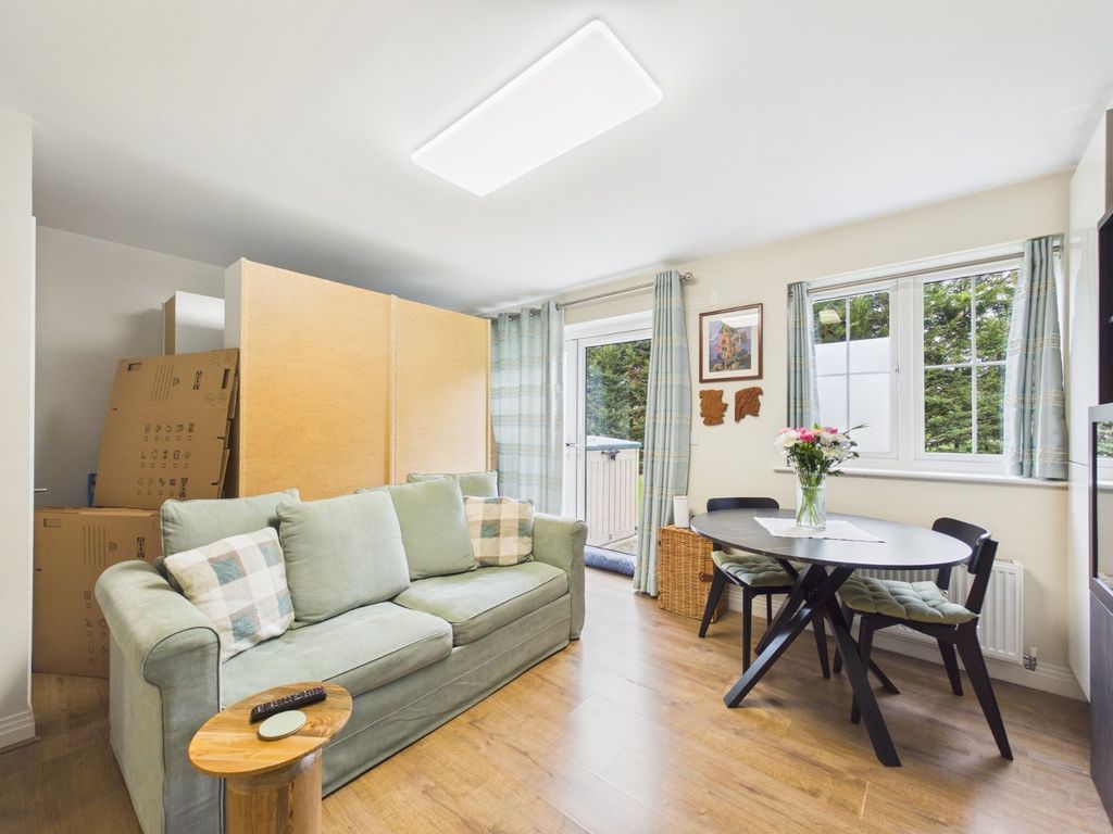 Property photo 3 of 10 Picture No. 04