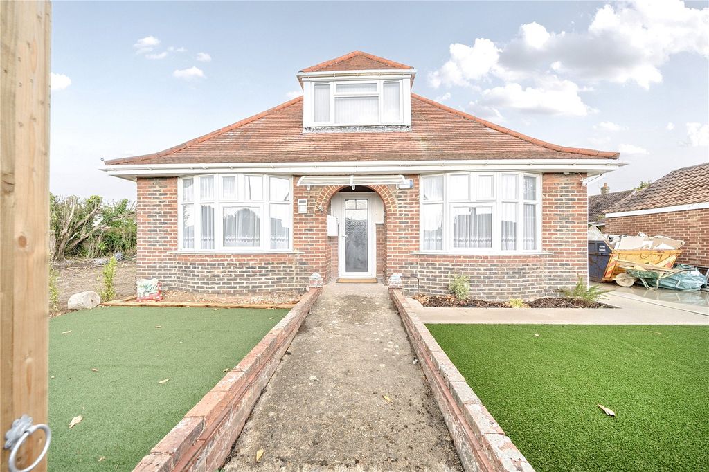 Property photo 1 of 6 External
