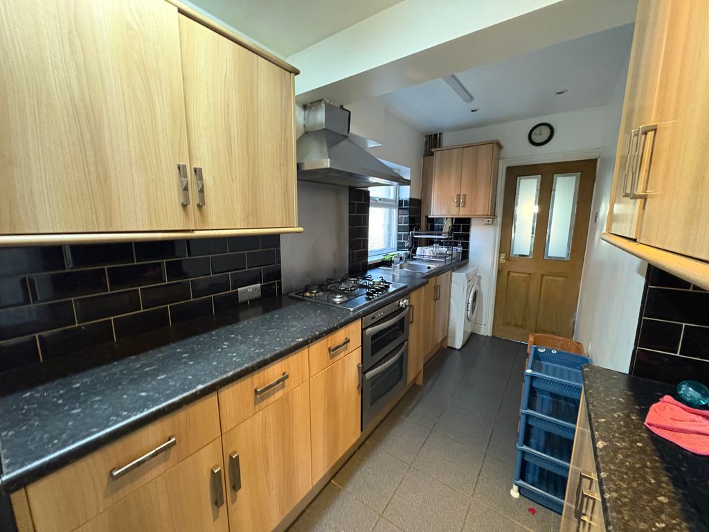 Property photo 1 of 9 Image