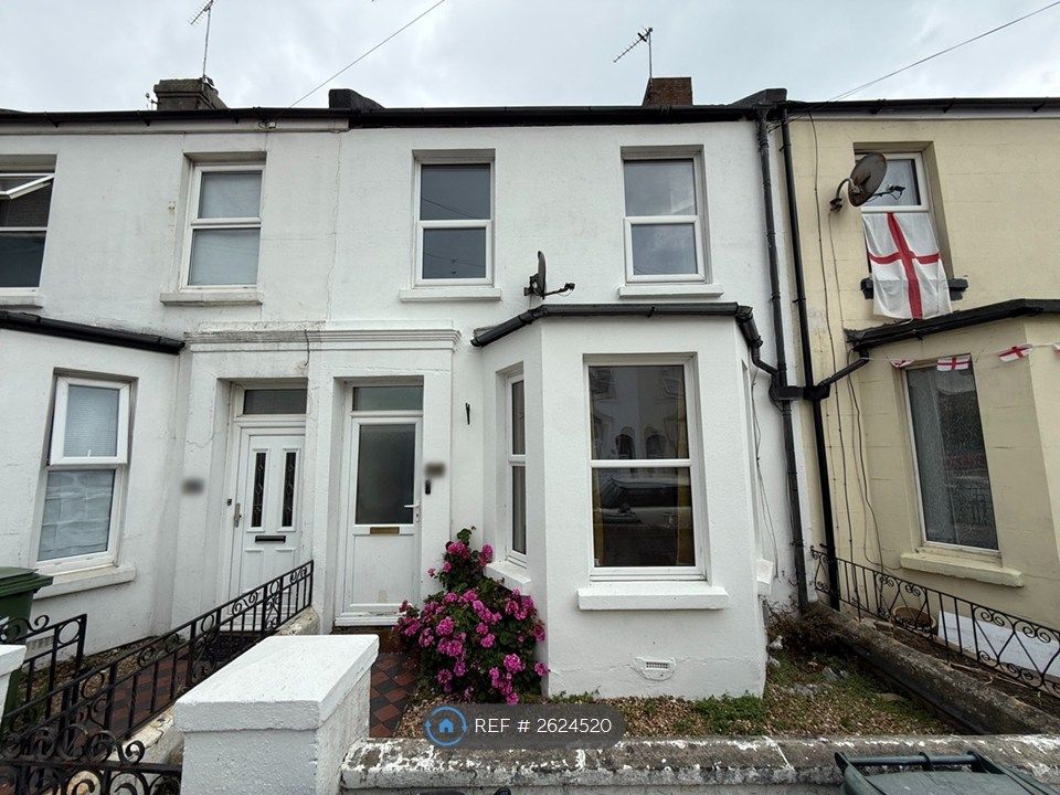 Property photo 1 of 2