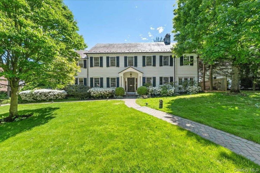 Property photo 1 of 50