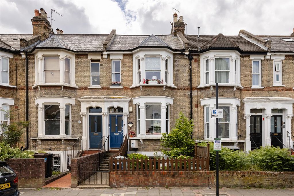Property photo 1 of 34 Grayling Road, N16