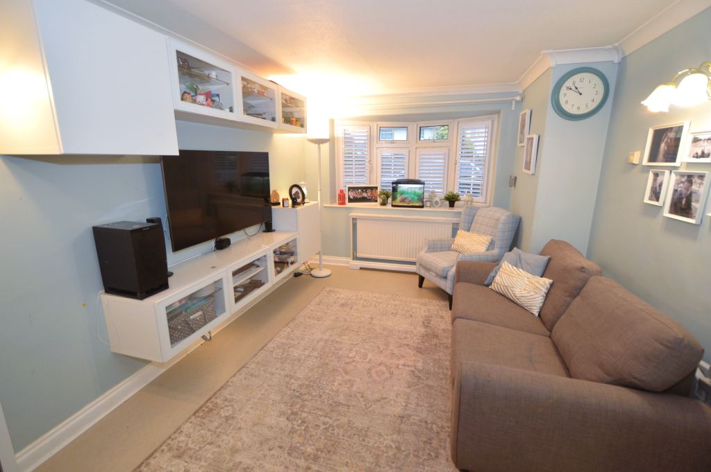 Property photo 2 of 14 Living Room
