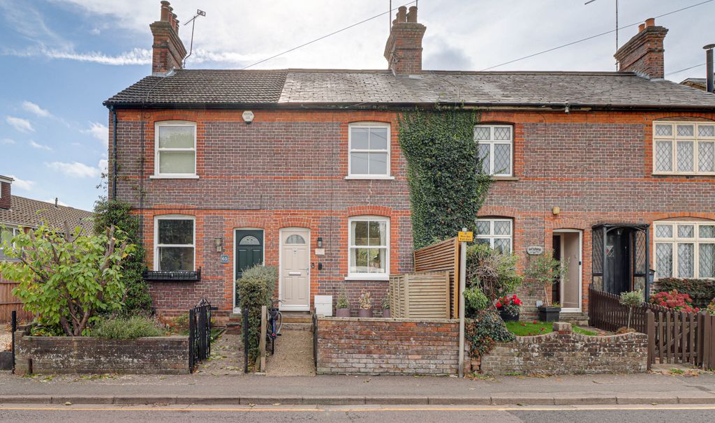 Property photo 1 of 18 Front