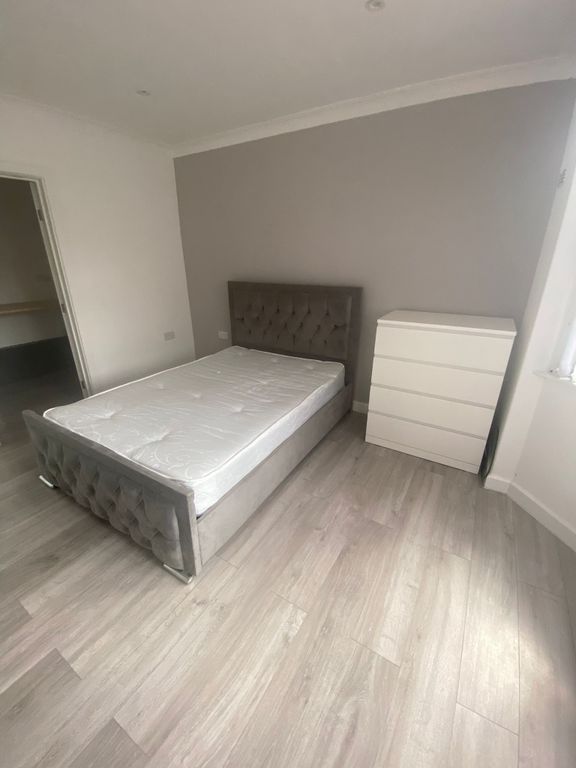 Property photo 2 of 6 Img_140_3_Original (1)