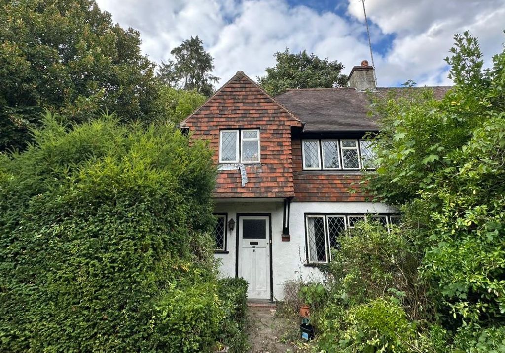Property photo 1 of 2