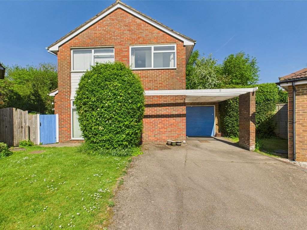 Property photo 1 of 12 Cam02119G0-Pr0387-Still018