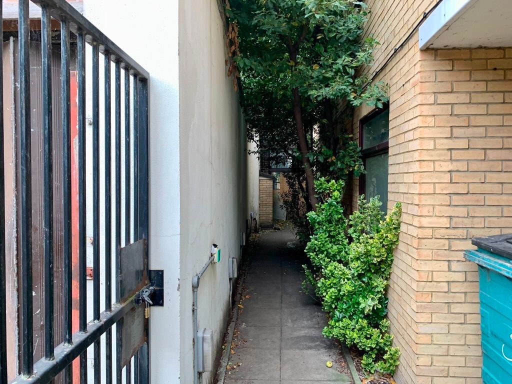 Property photo 2 of 4