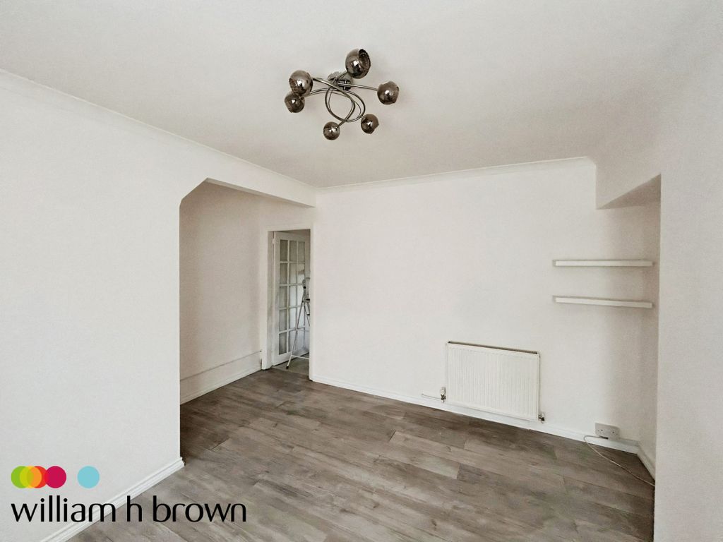 Property photo 2 of 10 Living Room