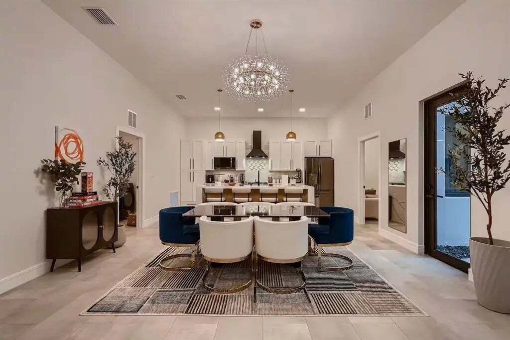 Property photo 2 of 20 <Alttext/>