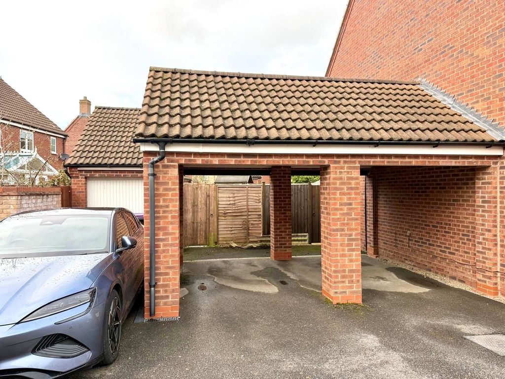 Property photo 3 of 5