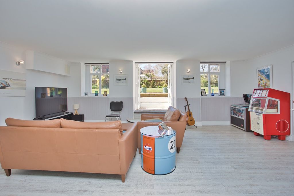 Additional image 19 of 2 bed flat for saleThe Leas, Folkestone CT20