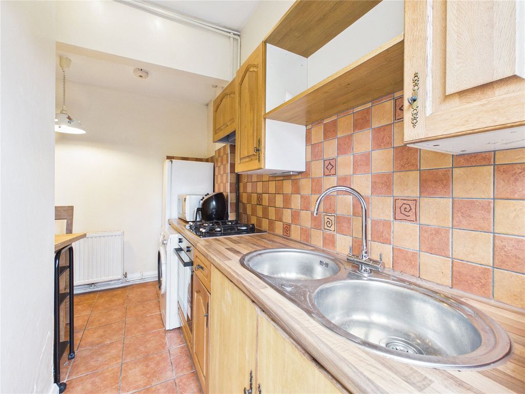 Property photo 2 of 7 Picture No. 01