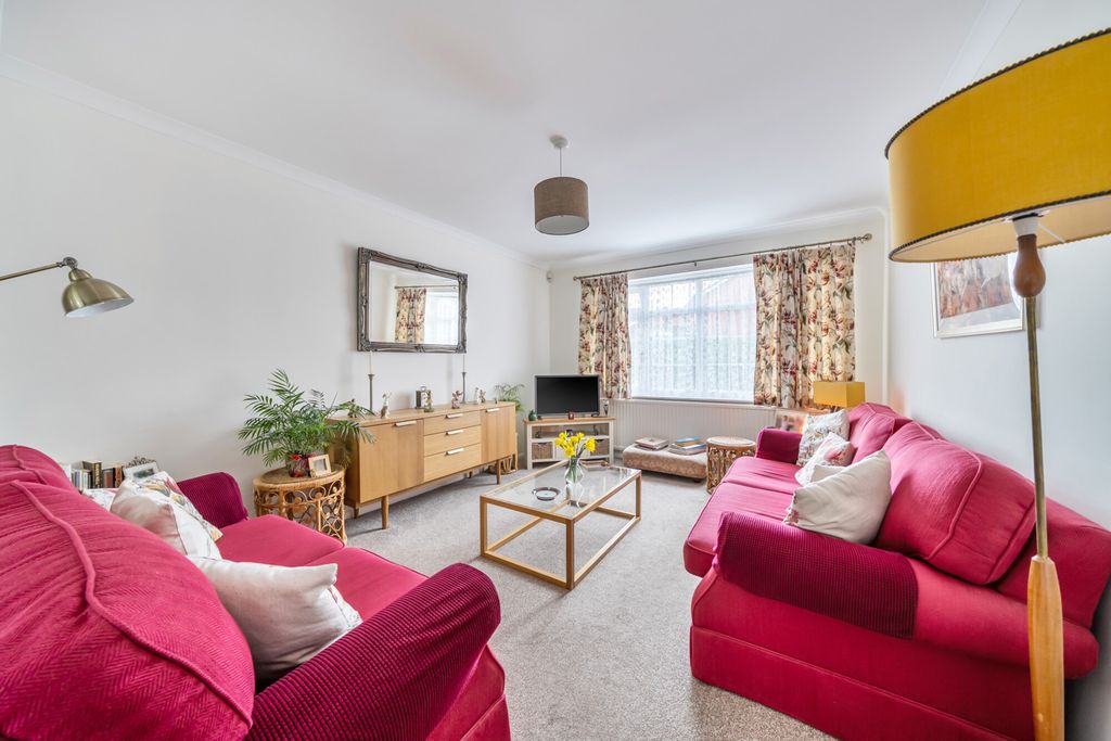 Property photo 3 of 20 1402363-6-69724c1...