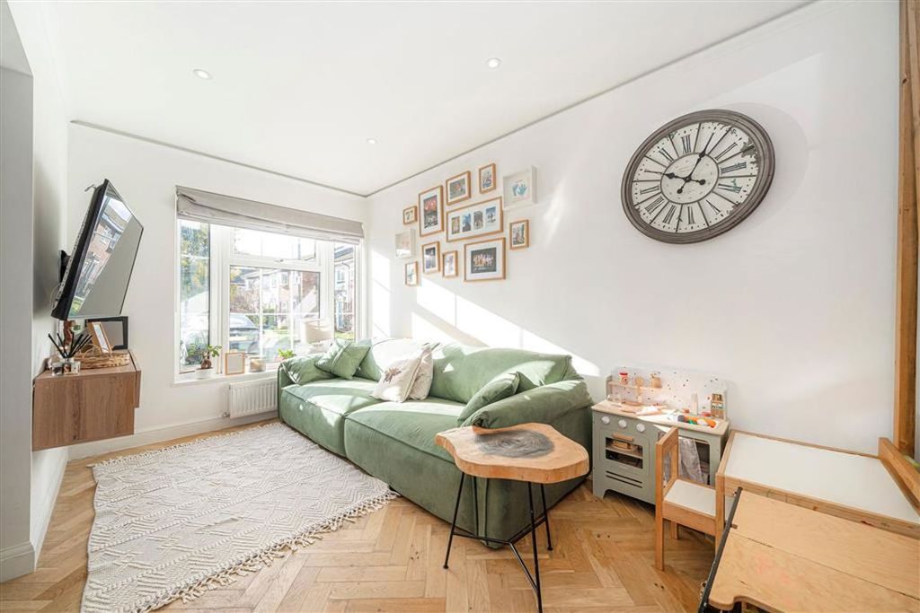 Property photo 2 of 5