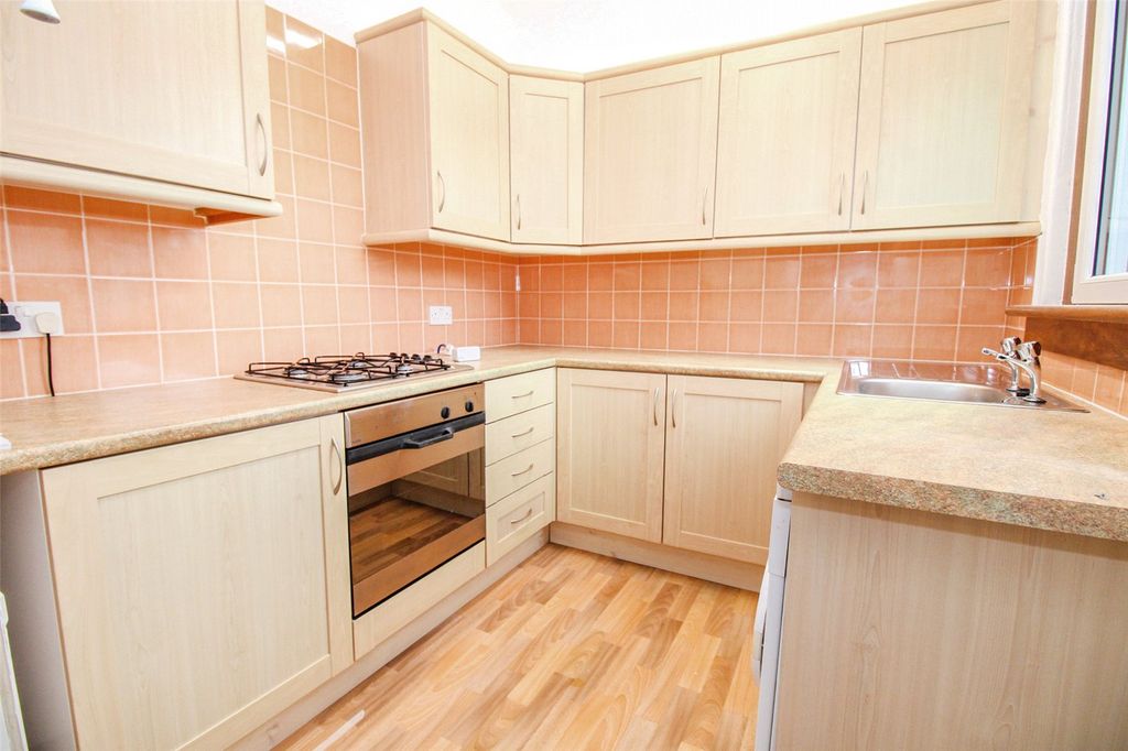 Property photo 2 of 15 Picture 2