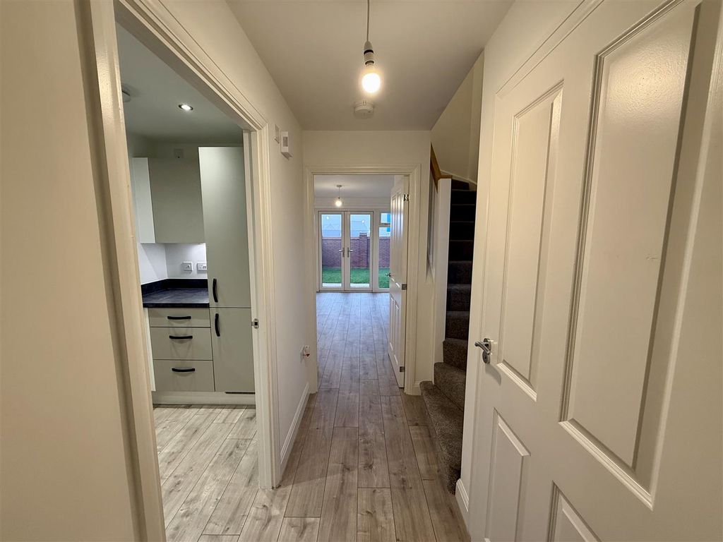 Property photo 3 of 14 Img_0404.Jpeg