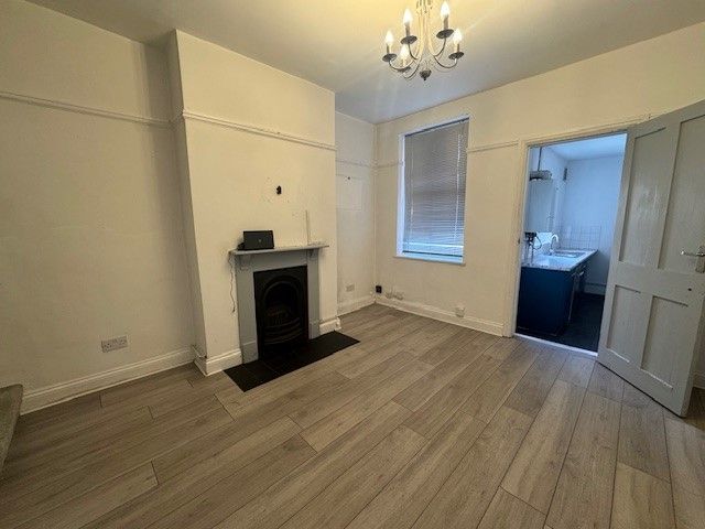 Property photo 3 of 6 Image