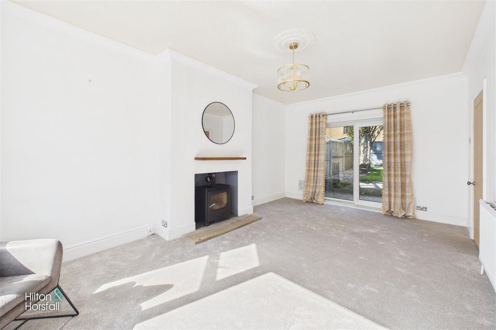 Property photo 2 of 13 Burwains Avenue