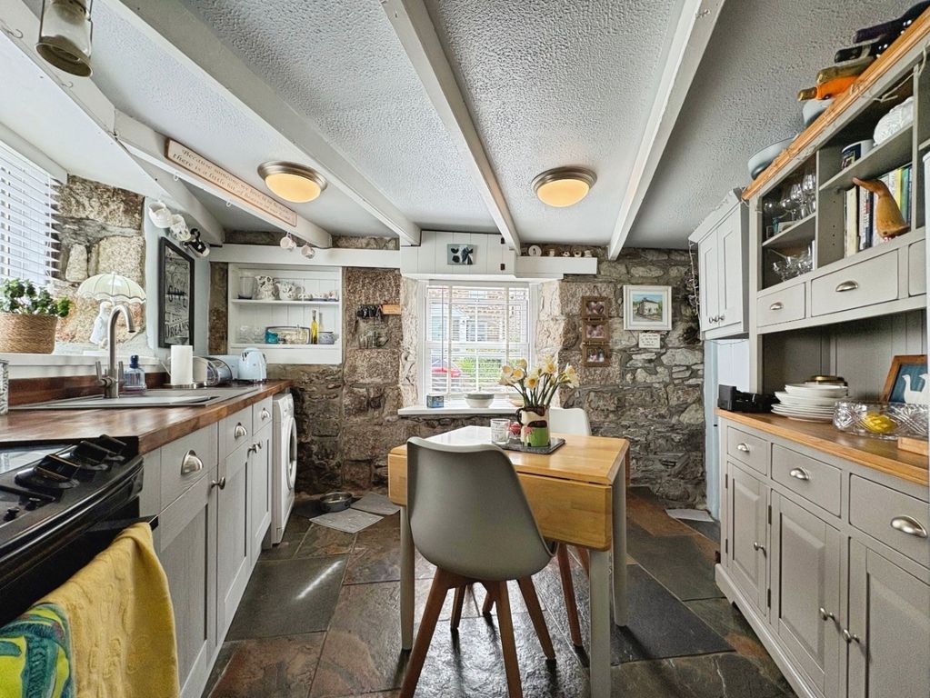 Property photo 3 of 16 5013156