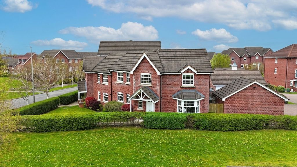 Property photo 1 of 27