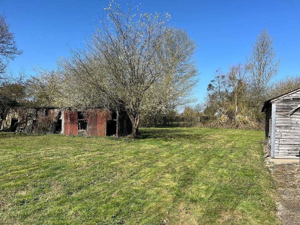 Property photo 3 of 7