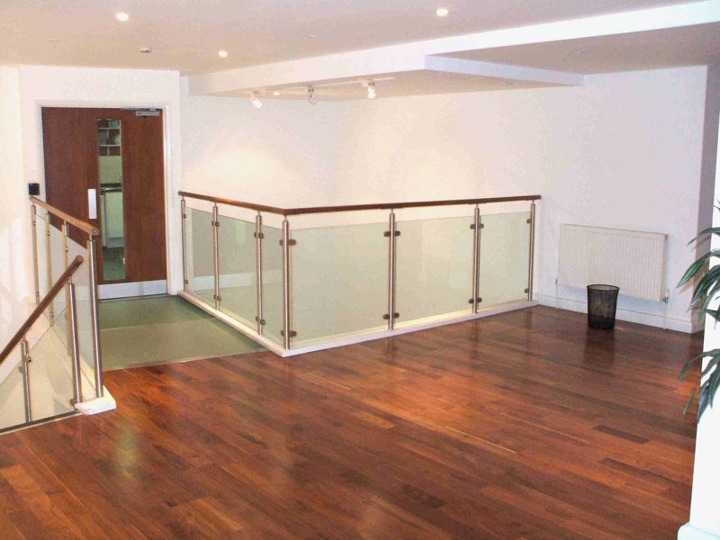 Property photo 3 of 8 Photo 7